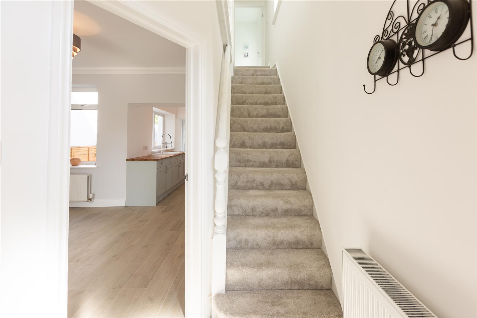 High Street, Clydach, Swansea, SA6 5LN